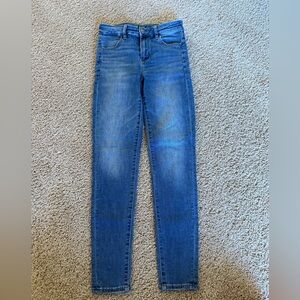 American Eagle Size 4 High Rise Jeggings